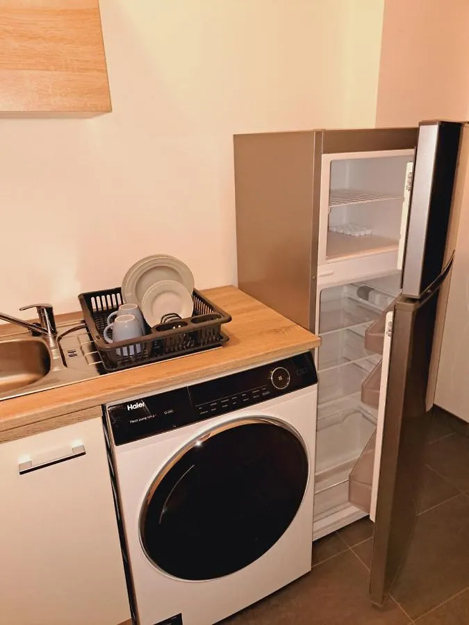 Relax Rooms & Apartments Vienna Belvedere 10 Minutes To Downtown